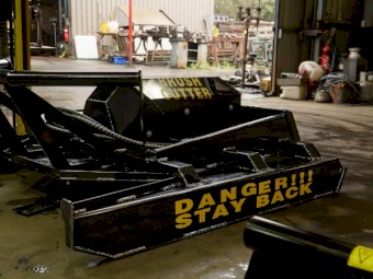 4 Blade Slasher Elgra helping you slash through your tasks effortlessly.