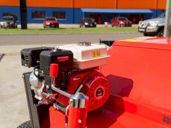 Paddock Cleaner KSP 120 Petrol Driven