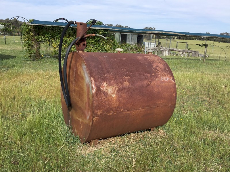 Stationary fuel Tank