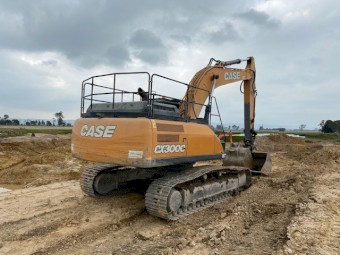 2017 CASE CX300C EXCAVATOR