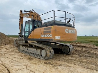 2017 CASE CX300C EXCAVATOR