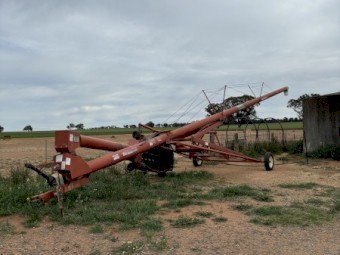 Hutchison 60x10 Swing away auger