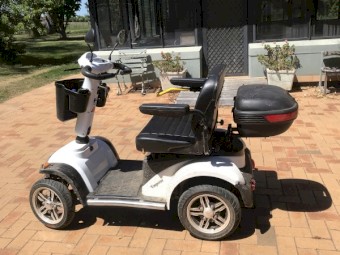 Top Gun Emperor Mobility Scooter