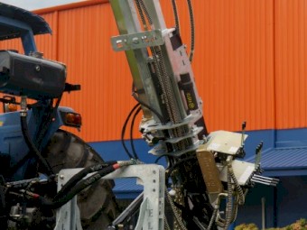 ELGRA SERIES 89 50 CELL WITH SIDE SHIFT ATTACHMENT 