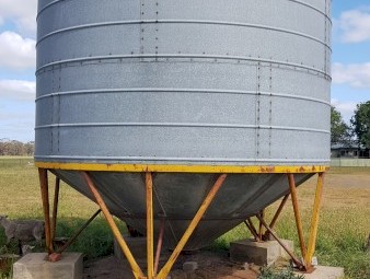 Delarue 40 tonne silo
