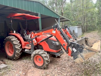 2022 Kubota MX5200 HST Tractor with Loader