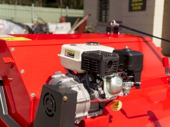 Paddock Cleaner KSP 120 Petrol Driven