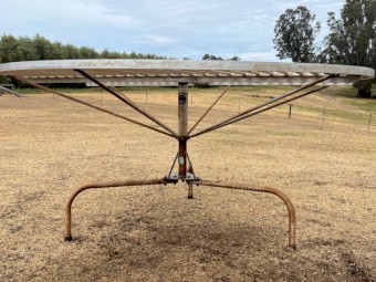 Lyco Round Wool Table