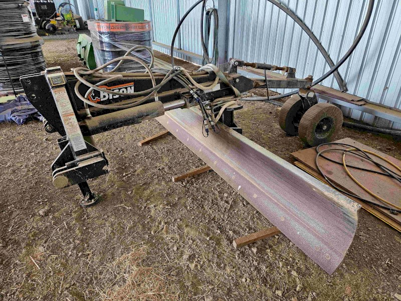 2018 Bison NVHL 3000XHD