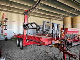 2019 Anderson TRB-1000 Round Bale accumulator/collector