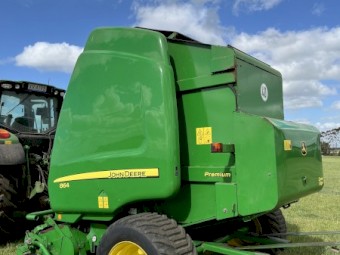 John Deere 864 Premium Round Baler
