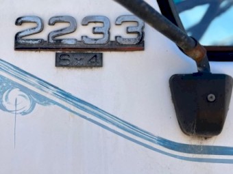 1985 M-Benz 2233 Prime mover