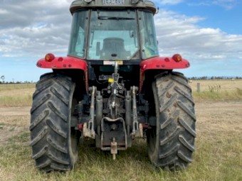 2015 Massey Ferguson 5460 Tractor with Loader