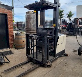 Crown SP3400 Series Stock Picker Forklift Incl. Battery Charger