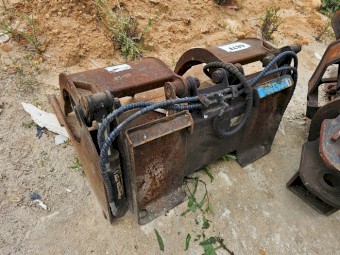 Skid Steer Bucket with Grab