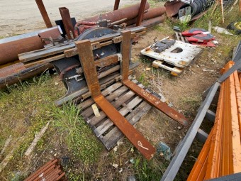 Forklift Hydraulic Rotate & Squeeze Attachment