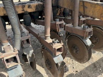 1985 International McCormack 6-2