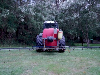 Silvan 400 litre tractor mounted 3 point linkage  boom sprayer