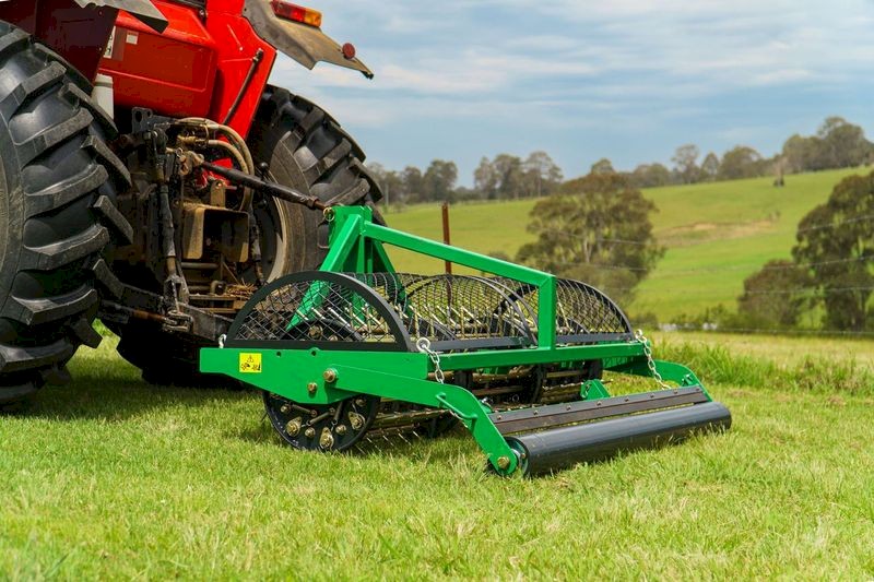 AERATOR LAWN CARE MADE EASY