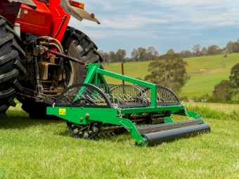 AERATOR LAWN CARE MADE EASY