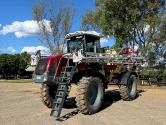Hardi Presidio 2700 Self Propelled Boom Spray