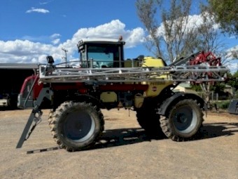Hardi Presidio 2700 Self Propelled Boom Spray