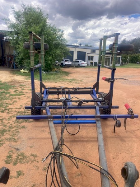 Narrow Fold Tool Bar 6 metre