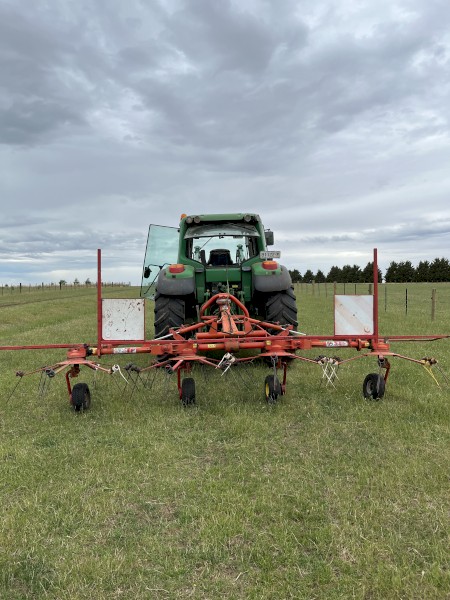 SIP Star Spider 555 Pro Tedder Rake