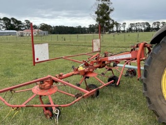 SIP Star Spider 555 Pro Tedder Rake