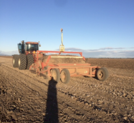 2009 Case IH 385HD Tractor with 2003 Horwood Bagshaw 14ft Laser Bucket