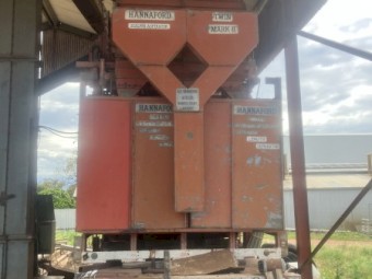  Hanaford Quad Giant and Hanaford Model One Hundred and Twenty 