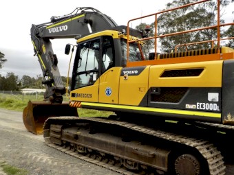 9/2021 VOLVO EC300DL 30 TONNE TRACKED EXCAVATOR