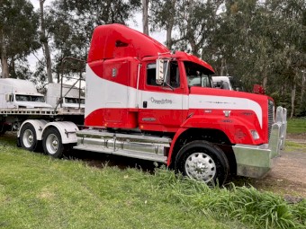 1994 Freightliner FL112 Prime Mover