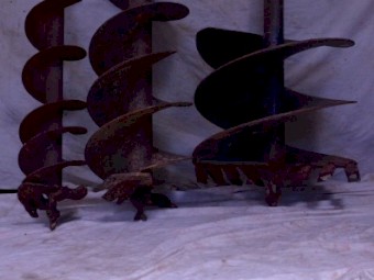 Daken Post Hole Digger