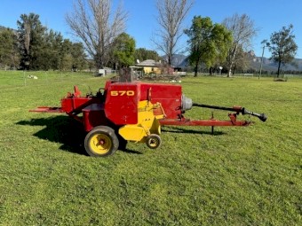 New Holland 570 Small Square Baler