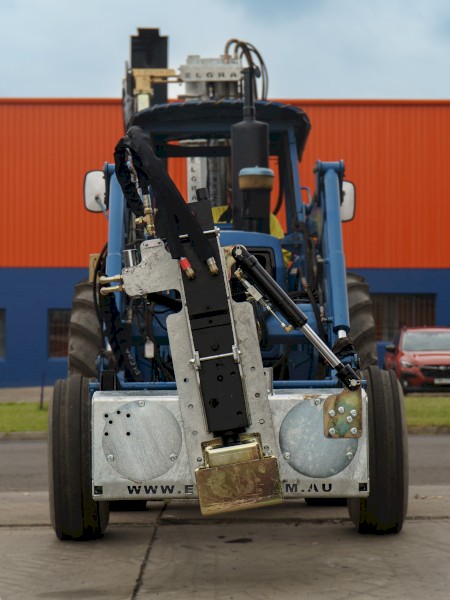 ELGRA PDX 100 CELL HYDRAULIC PERCUSSION POST DRIVER 