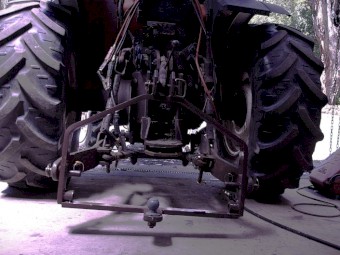 Tractor 3 point linkage trailer hitch