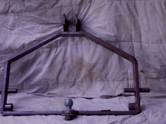 Tractor 3 point linkage trailer hitch