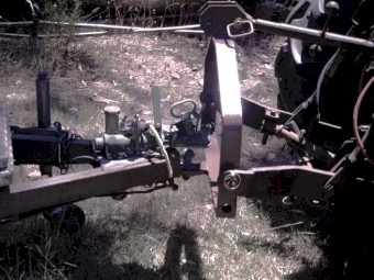 Tractor 3 point linkage trailer hitch