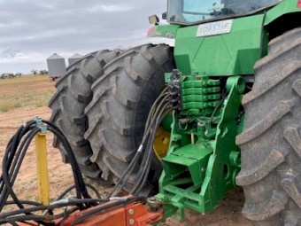 2000 John Deere 8400 Tractor