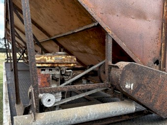 Parks Industries Bulk Grain Bin 