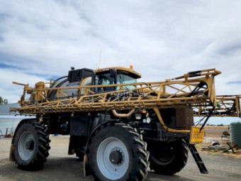 2012 Rogator 1300 SP Boom Sprayer