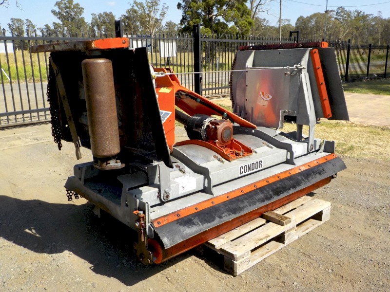 11/2017 HOWARD CONDOR RLM350 TRIMAX STEALTH WAM WINGED PTO SLASHER/MOWER