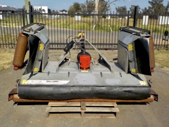 5/2020 HOWARD TRIMAX STEALTH S3 340 Folding Winged PTO Turf Mower/Slasher