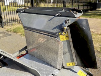 4/2020 HOWARD TRIMAX STEALTH S3 340 Folding Winged PTO Turf Mower/Slasher