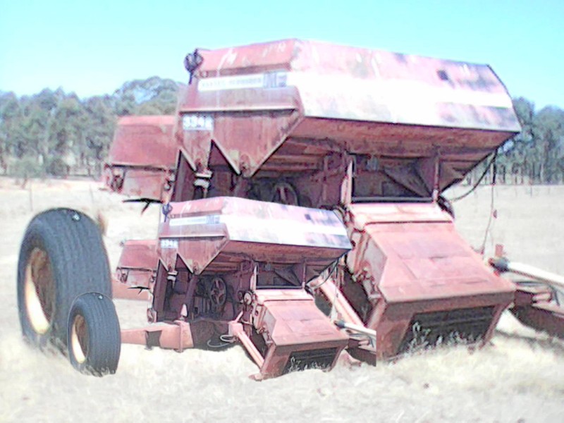 2 x Massey Ferguson 3342 Headers