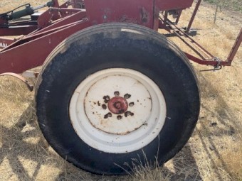 International 511 Tyres and Harrows. 