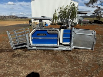 Clipex 6 in 1 Sheep Handler