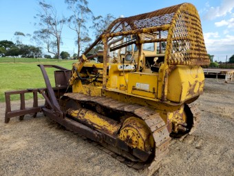 Caterpillar D4D Dozer
