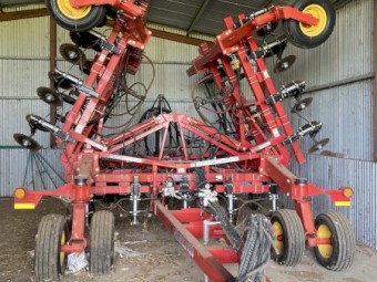 2018 Bourgault 3320 Seeder Bar